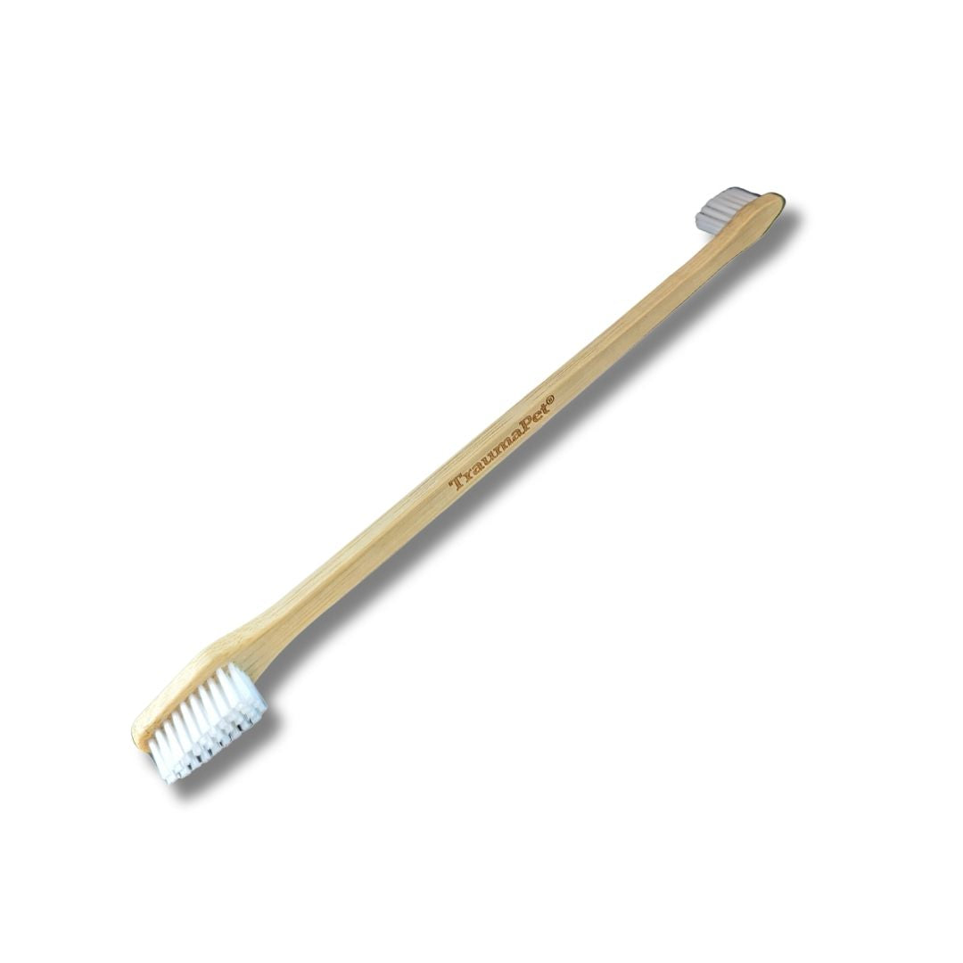 Bambus-Doppelzahnbürste für Hund und Katze: nachhaltige und sanfte Reinigung von Zähnen und Zahnfleisch für die tägliche Mundpflege.