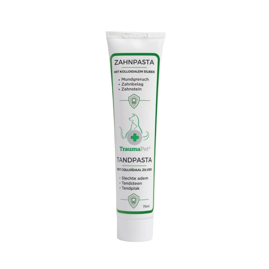 Hund und Katze mit sauberen Zähnen und frischem Atem dank TraumaPet Zahnpasta: effektive Zahnpflege mit kolloidalem Silber.